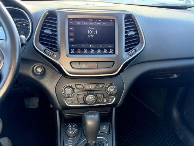 2020 Jeep Cherokee Trailhawk
