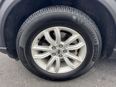 2021 Ford Explorer Base