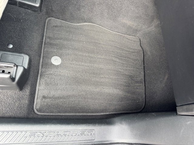 2021 Ford Explorer Base