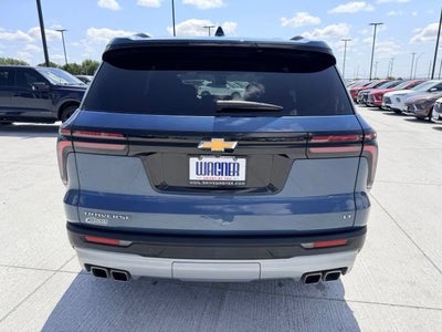 2024 Chevrolet Traverse LT