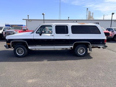 1990 Chevrolet Suburban Base