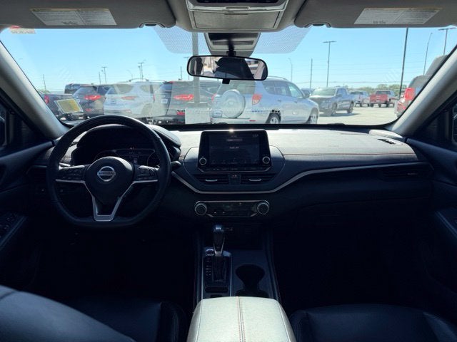 2022 Nissan Altima 2.5 SR