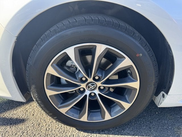 2017 Toyota Avalon XLE