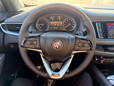 2022 Buick Enclave Essence