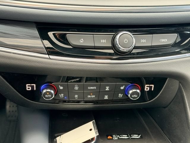 2024 Buick Enclave Premium