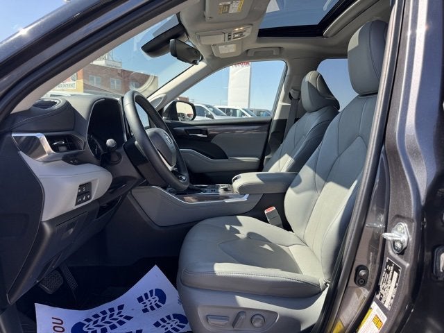 2022 Toyota Highlander Limited