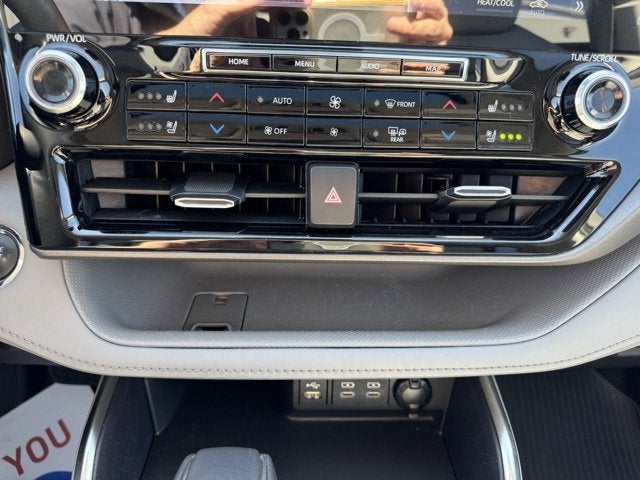 2022 Toyota Highlander Limited