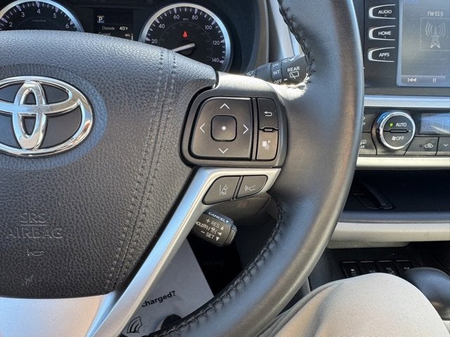 2019 Toyota Highlander SE