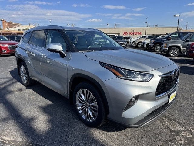 2024 Toyota Highlander Platinum