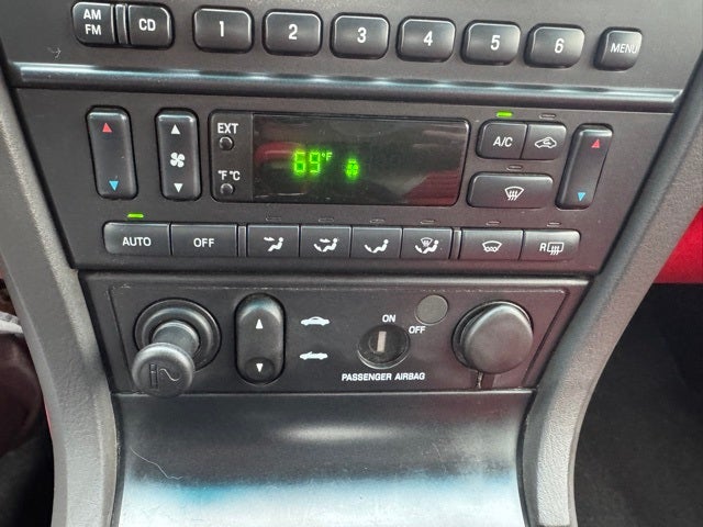 2002 Ford Thunderbird Base