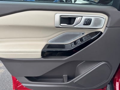 2023 Ford Explorer Platinum