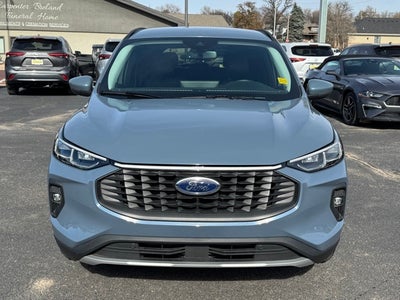 2025 Ford Escape Hybrid Platinum