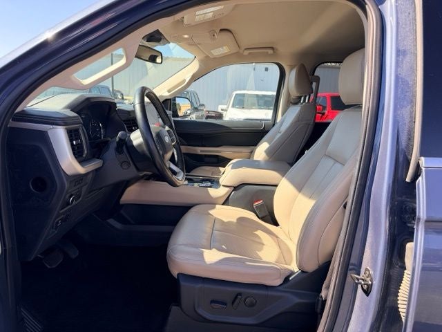 2022 Ford Expedition Max XLT