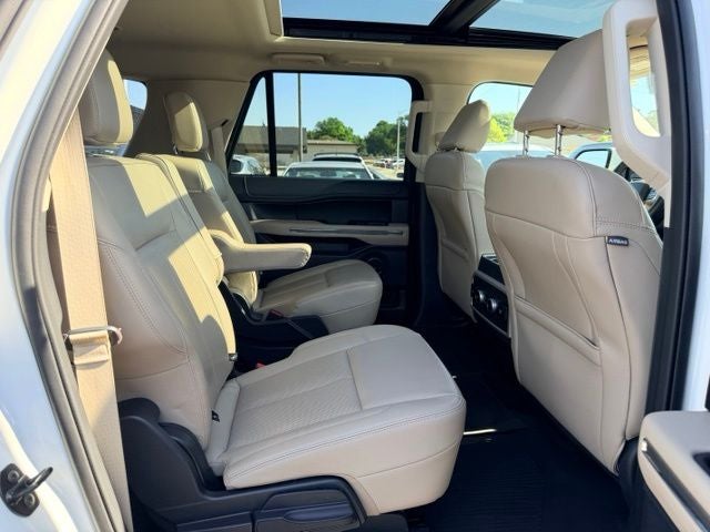 2022 Ford Expedition Max XLT
