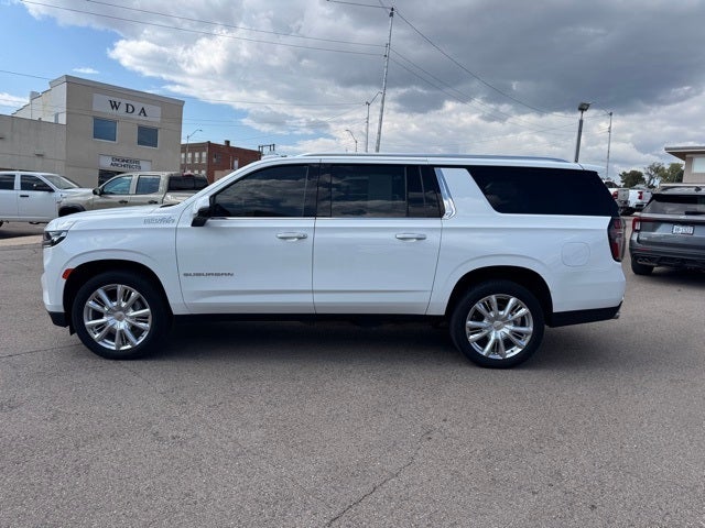 2021 Chevrolet Suburban High Country