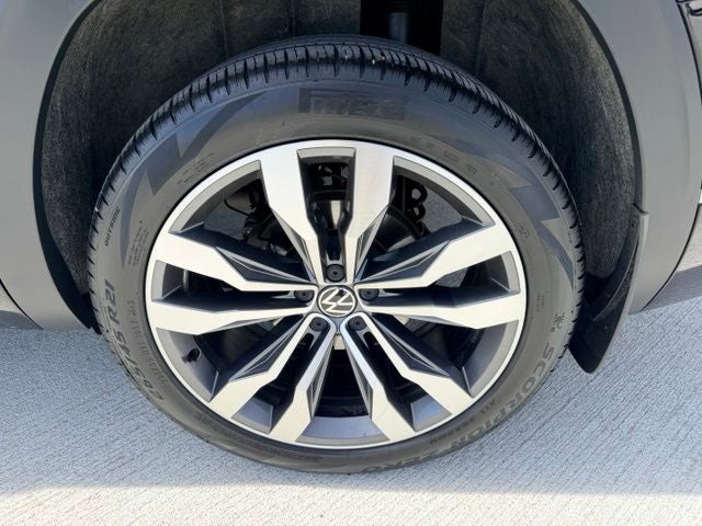 2023 Volkswagen Atlas 3.6L V6 SEL Premium R-Line