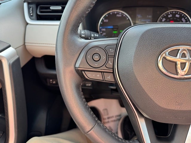 2022 Toyota RAV4 Hybrid XLE Premium