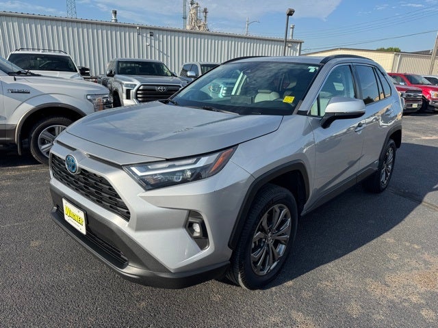 2022 Toyota RAV4 Hybrid XLE Premium