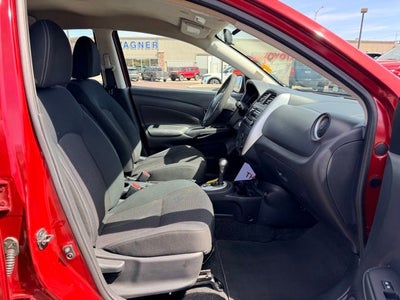 2017 Nissan Versa 1.6 SV