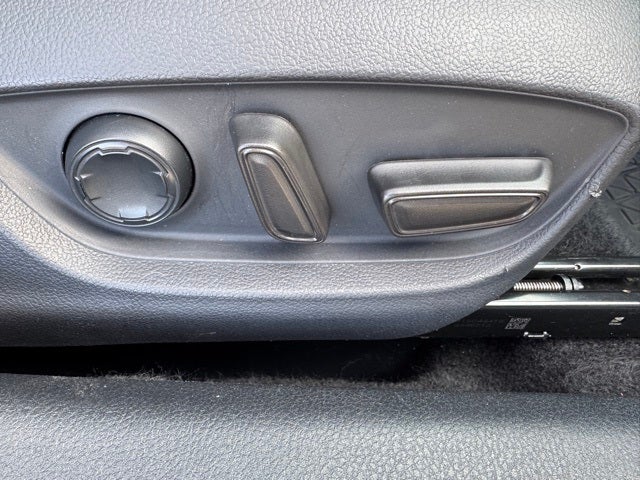 2019 Toyota Avalon Touring