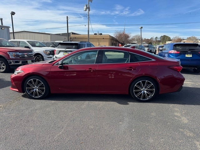 2019 Toyota Avalon Touring