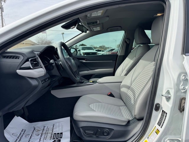 2023 Toyota Camry Hybrid SE