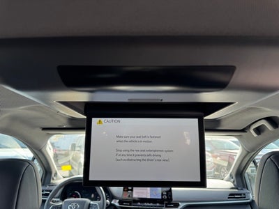 2024 Toyota Sienna XSE 7 Passenger