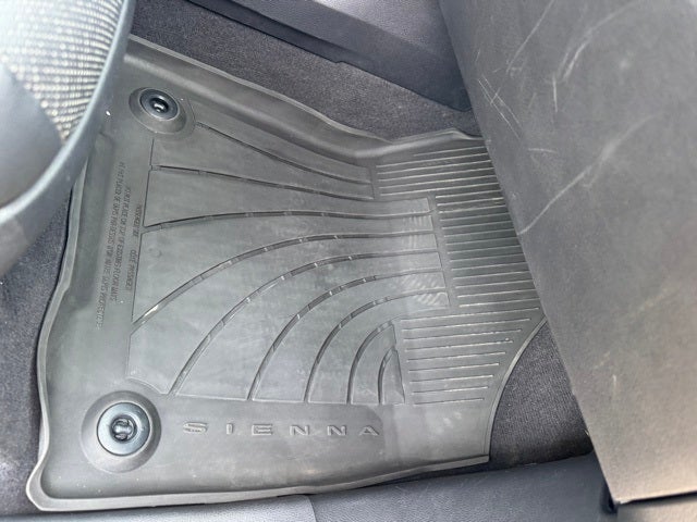 2024 Toyota Sienna XSE 7 Passenger