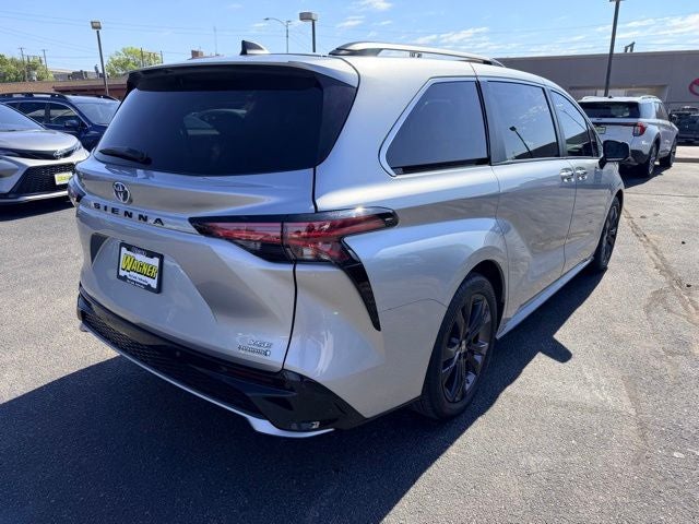 2022 Toyota Sienna XSE 7 Passenger