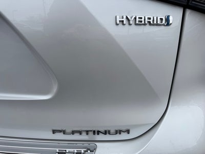 2022 Toyota Highlander Hybrid Platinum