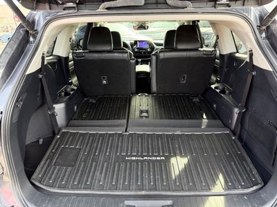 2024 Toyota Highlander Hybrid XLE