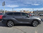 2024 Toyota Highlander Hybrid XLE