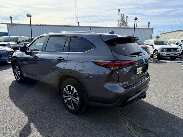 2024 Toyota Highlander Hybrid XLE