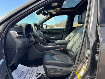 2024 Toyota Highlander XSE