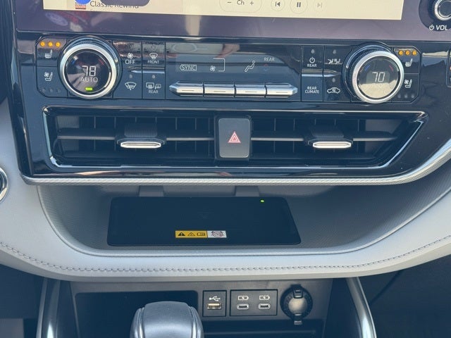 2023 Toyota Highlander Platinum