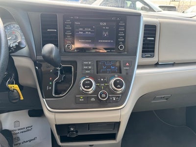 2020 Toyota Sienna LE 8 Passenger