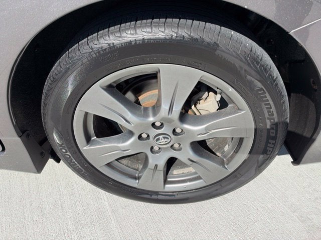 2018 Toyota Sienna SE 8 Passenger