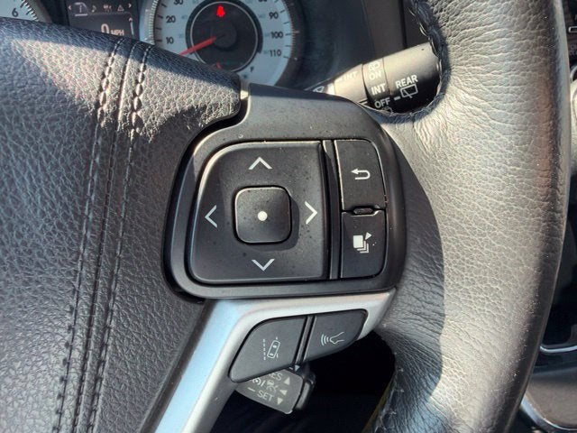2018 Toyota Sienna SE 8 Passenger