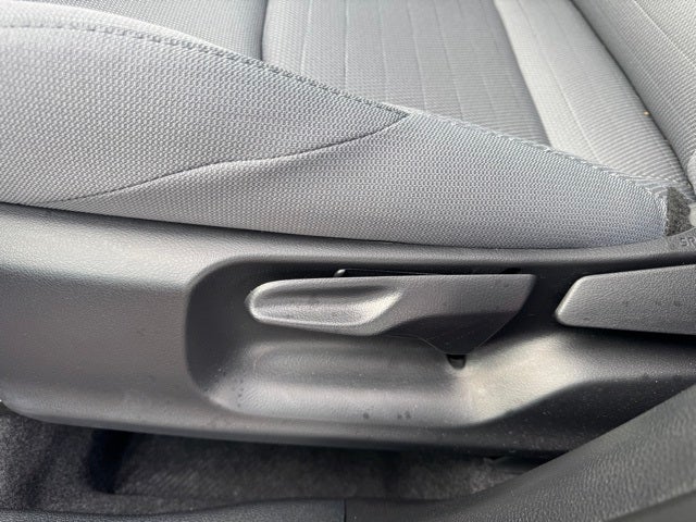 2026 Toyota Corolla Cross Hybrid SE