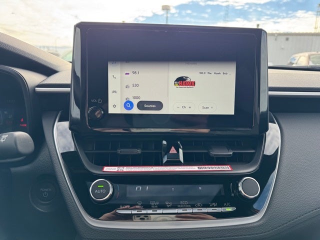 2026 Toyota Corolla Cross Hybrid SE