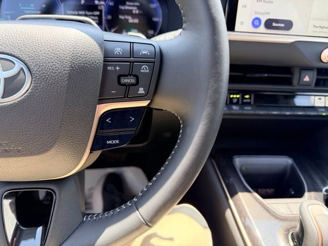 2025 Toyota Crown Signia Limited