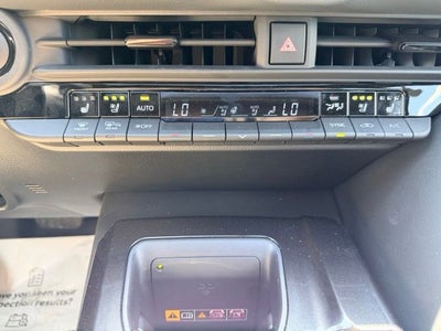 2025 Toyota Crown Signia Limited