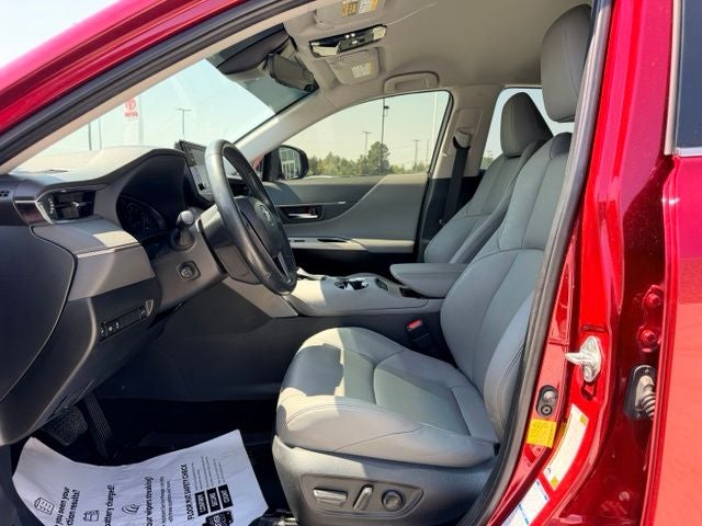2022 Toyota Venza XLE