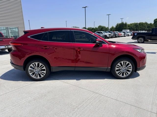 2022 Toyota Venza XLE