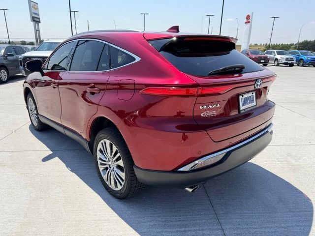 2022 Toyota Venza XLE