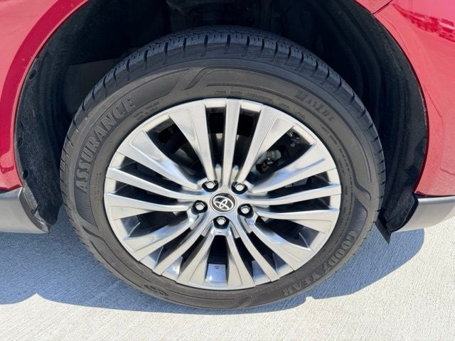 2022 Toyota Venza XLE