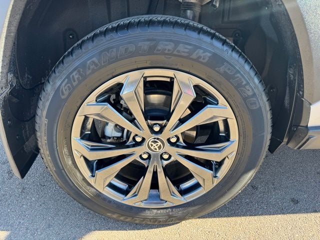 2023 Toyota RAV4 Hybrid XLE Premium