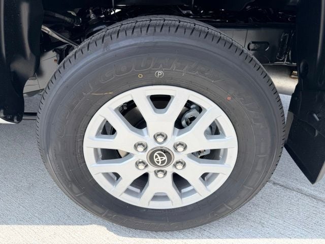 2026 Toyota Tacoma SR5 - Photo 11
