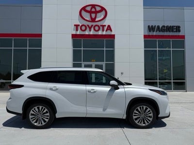 2026 Toyota Highlander Platinum