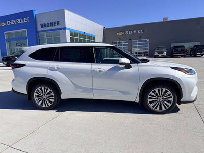 2026 Toyota Highlander Platinum